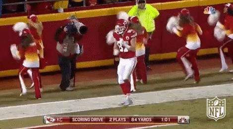 kelce1.gif